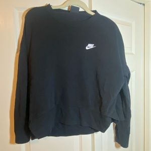 Nike cropped black sweatshirt. Size L.